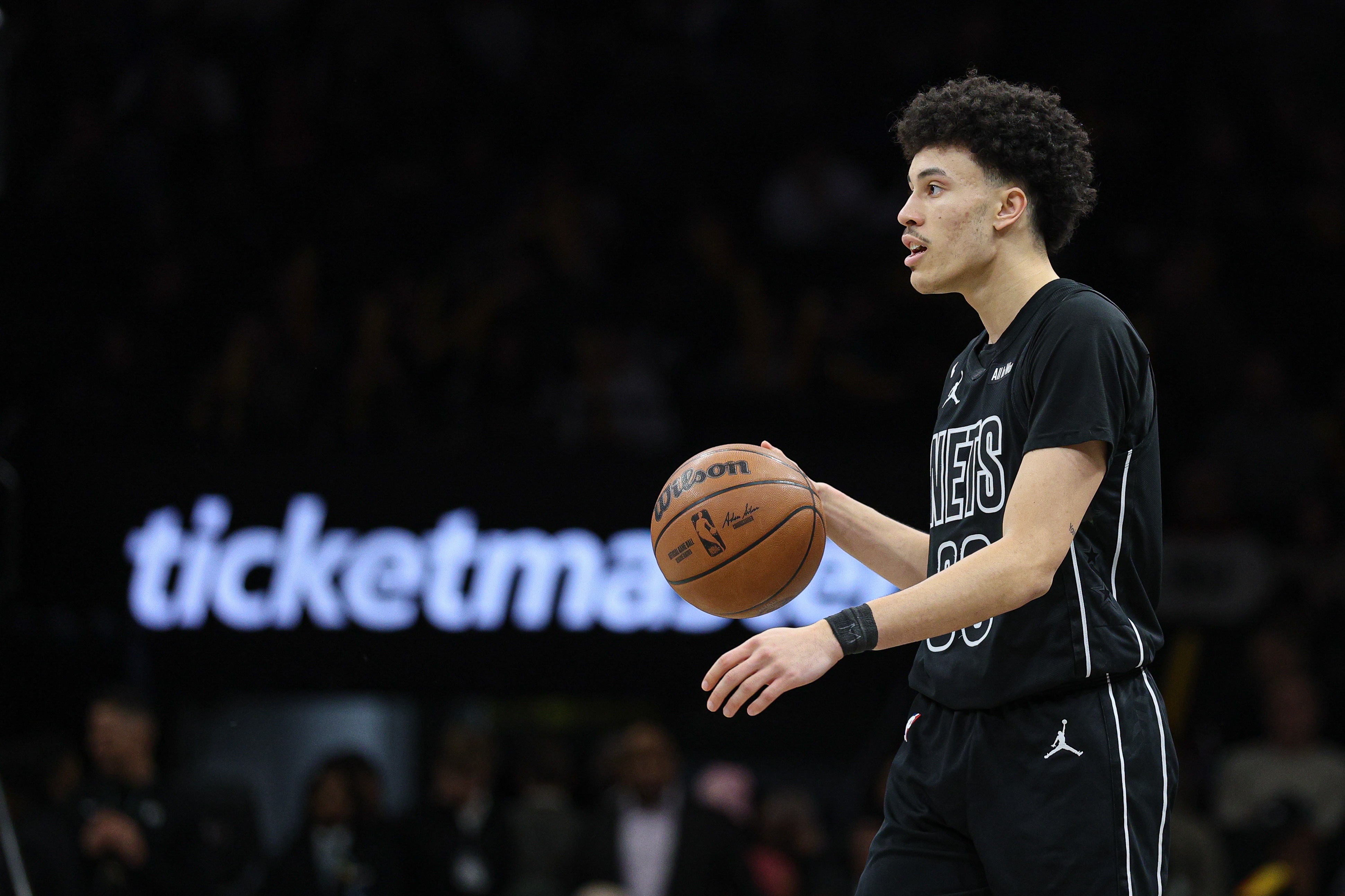 AYX GAMES-白热化！特拉奥雷外线开炮三分穿针 帮助篮网扳平比分